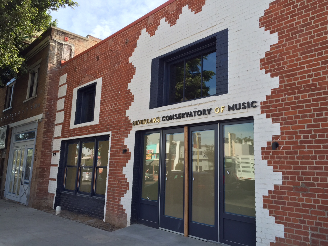 silverlake_conservatory_barbara_bestor_6